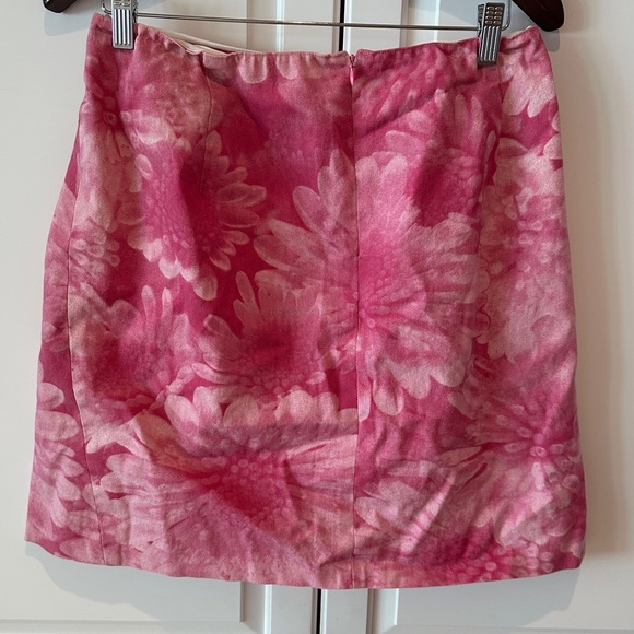 Tahari petite skirt - Picture 3 of 3